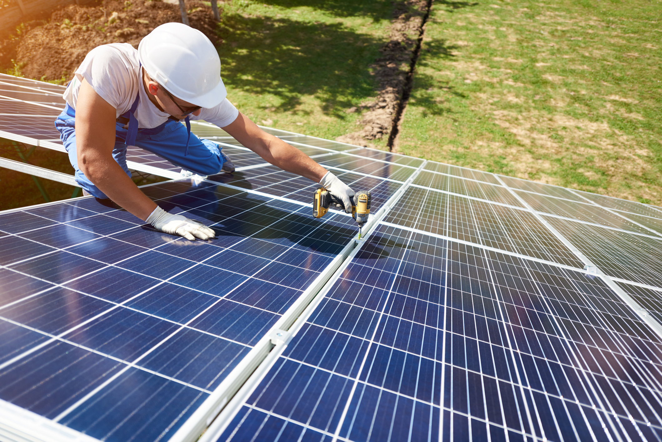 Madrid elimina la obligación de pedir licencias para poner placas fotovoltaicas para autoconsumo